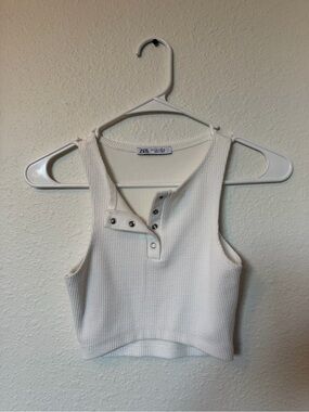 Zara White Ribbed Snap-Front Cropped Tank Top